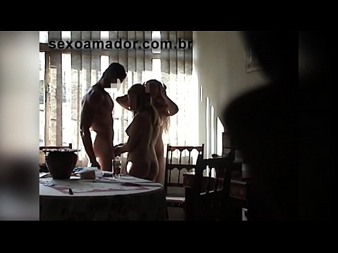 ❤️ دوستان سکس یک مرد غول پیکر و سه نفری را با او دعوت می کنند ❤️❌ لعنتی در ما fa.sexvideosex.top ❌️